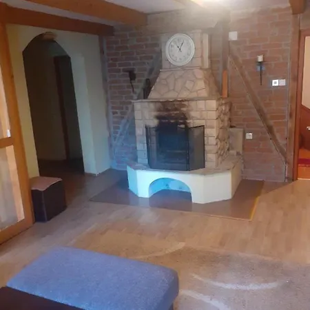 Megara Vlasic * Sisava