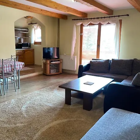 Megara Vlasic Apartment *