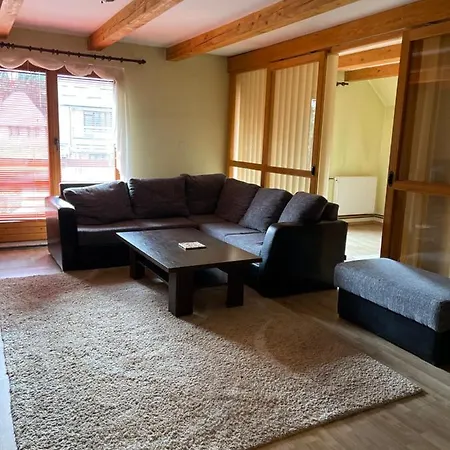 Megara Vlasic Sisava