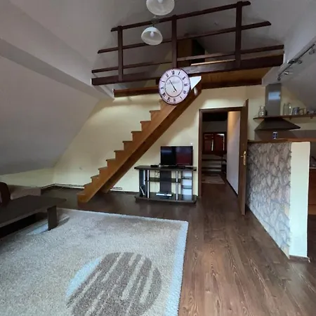 Apartment Megara Vlasic *