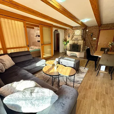Appartement Megara Vlasic