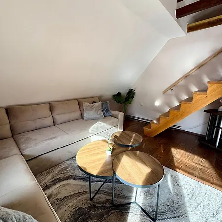 Megara Vlasic Appartement Sisava