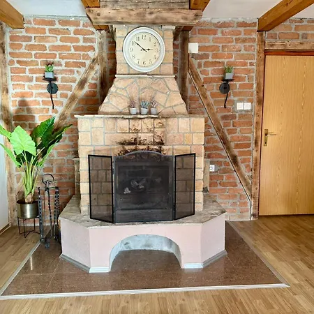Megara Vlasic Appartement Sisava