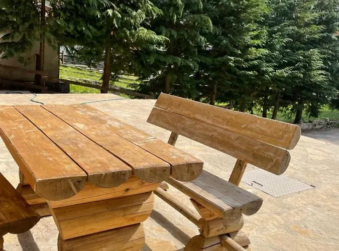 Megara Vlasic アパート *